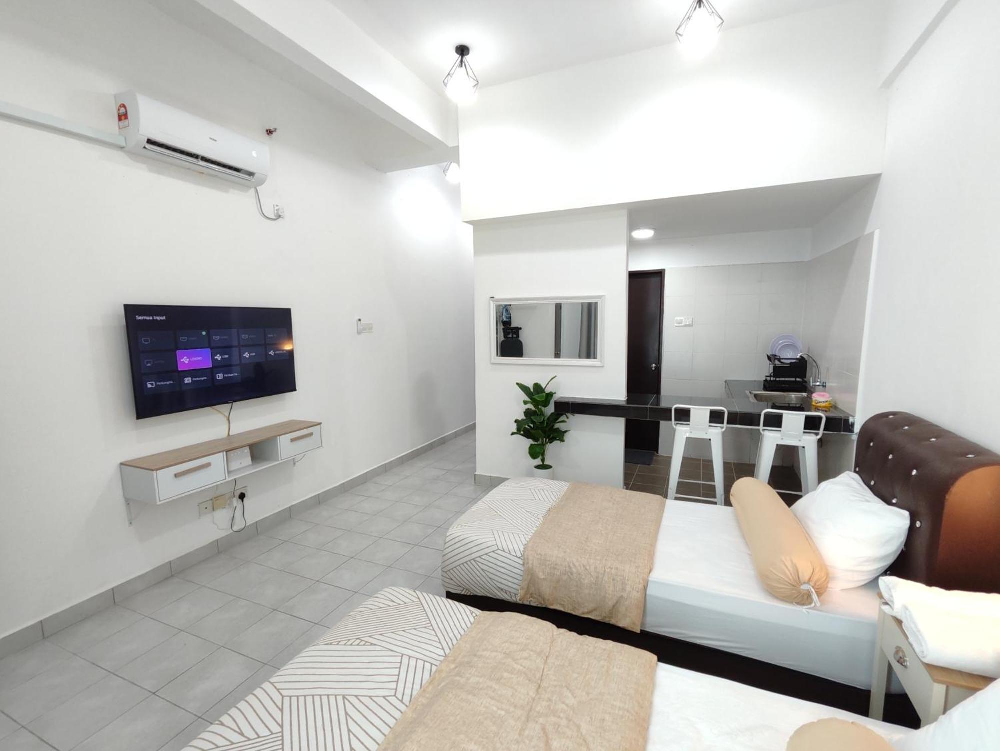 Homestay Studio Apartment Bentara Suite, Kompleks Mutiara Gua Musang Exterior photo