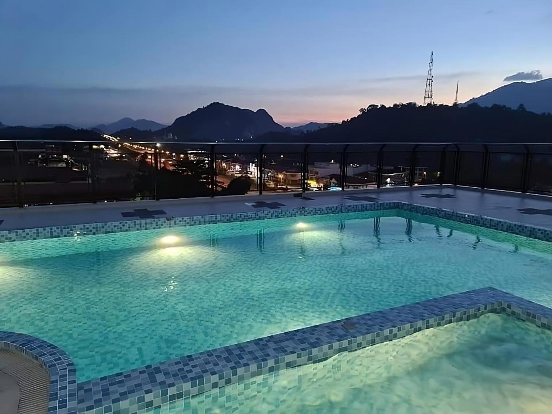 Homestay Studio Apartment Bentara Suite, Kompleks Mutiara Gua Musang Exterior photo
