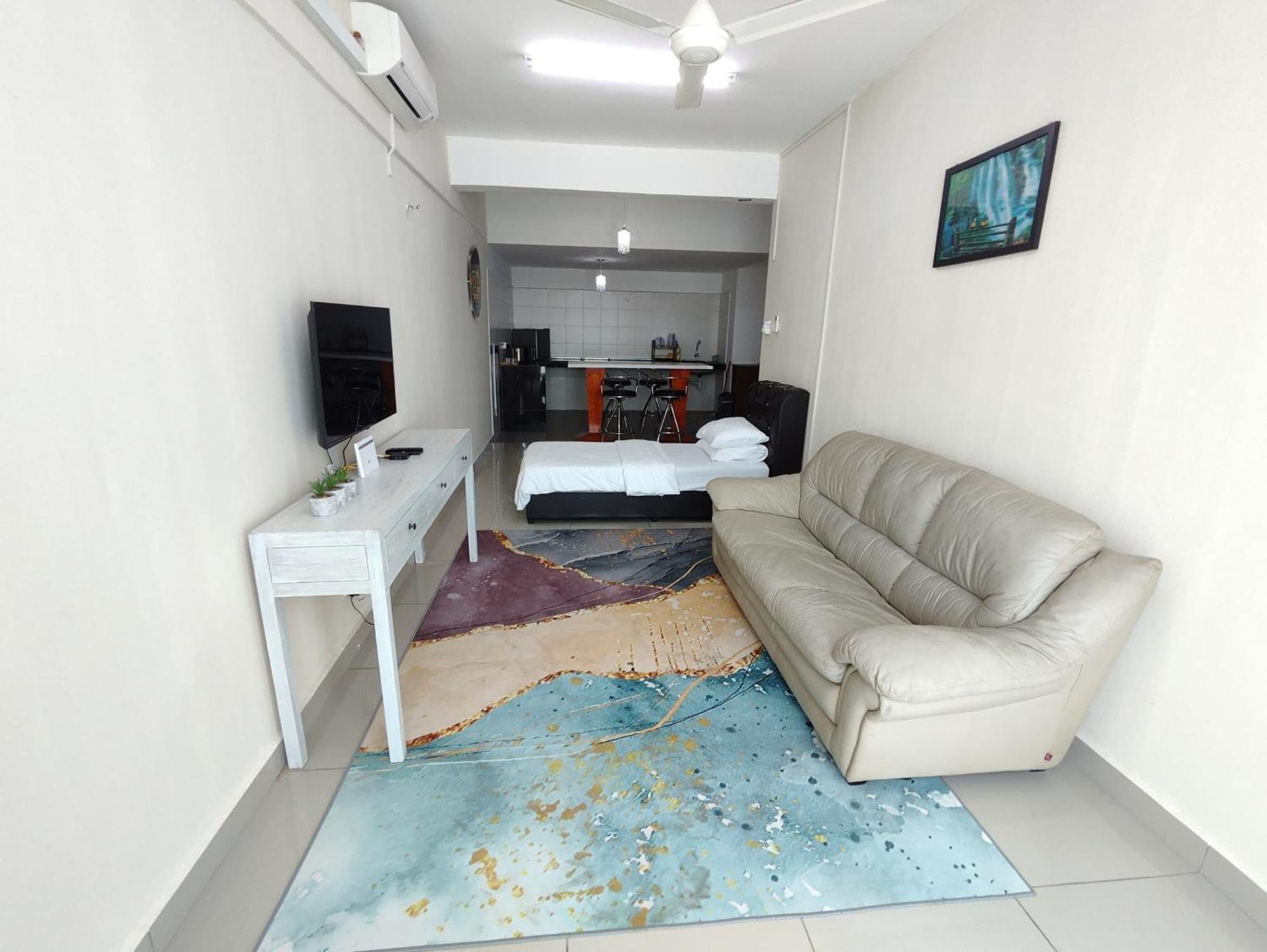 Homestay Studio Apartment Bentara Suite, Kompleks Mutiara Gua Musang Exterior photo